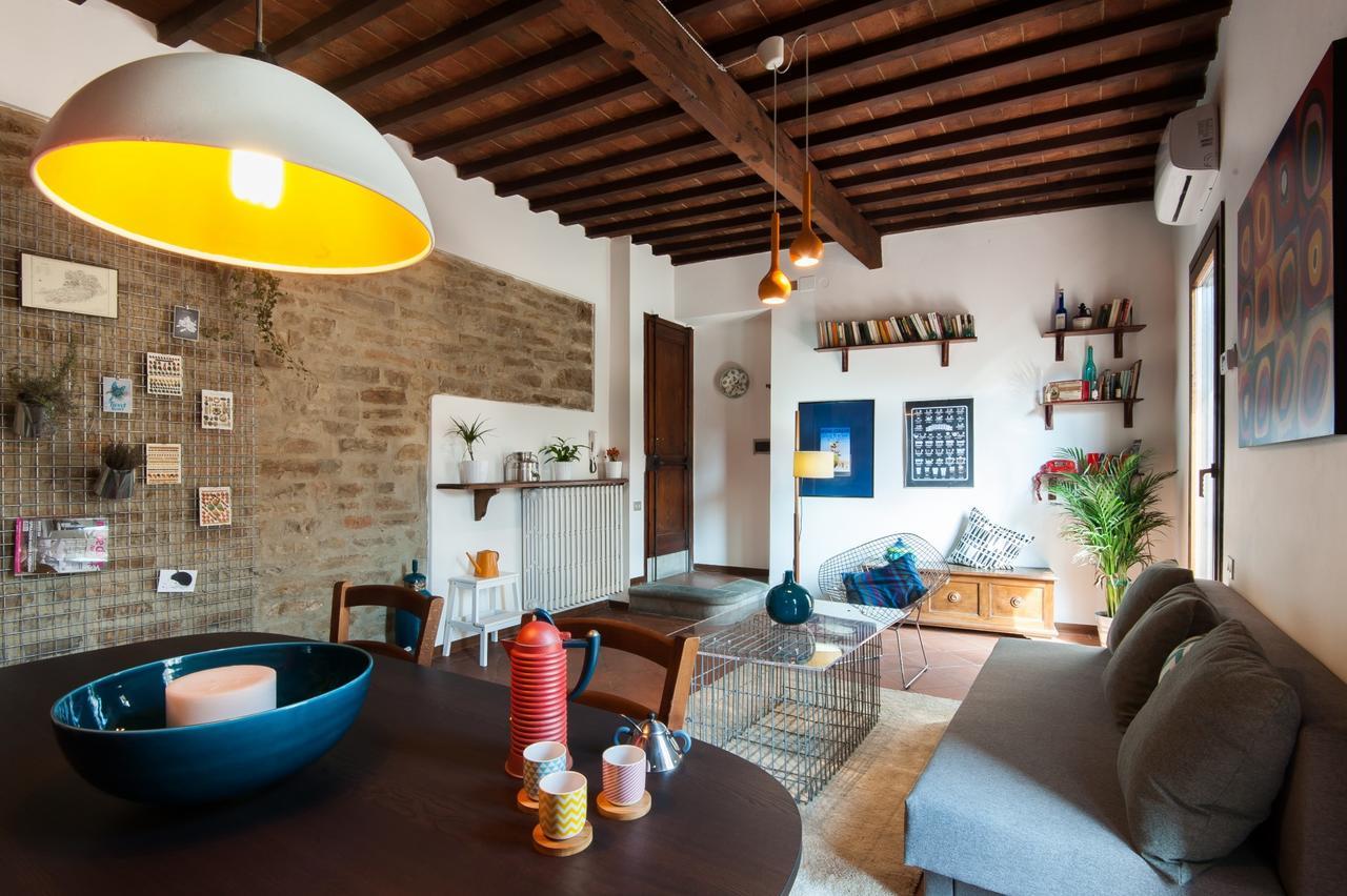 Authentic Flat In The City Center Florens Exteriör bild