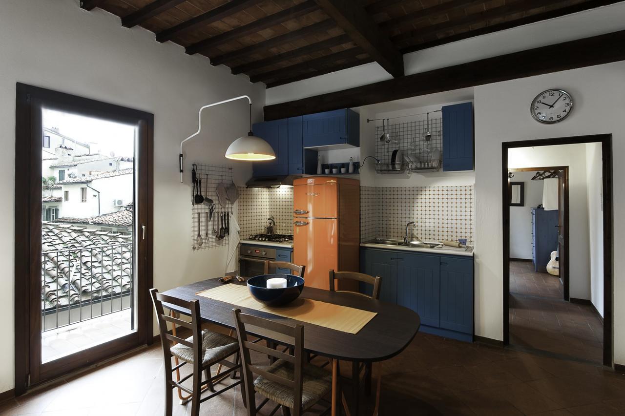 Authentic Flat In The City Center Florens Exteriör bild
