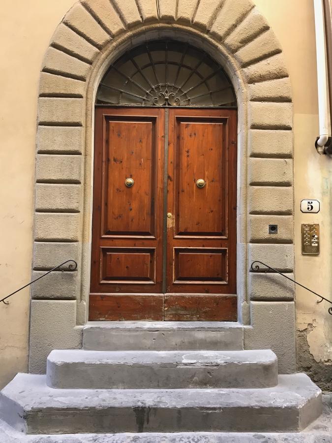 Authentic Flat In The City Center Florens Exteriör bild