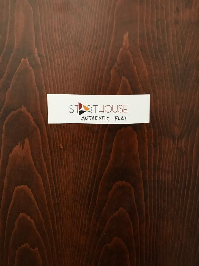 Authentic Flat In The City Center Florens Exteriör bild